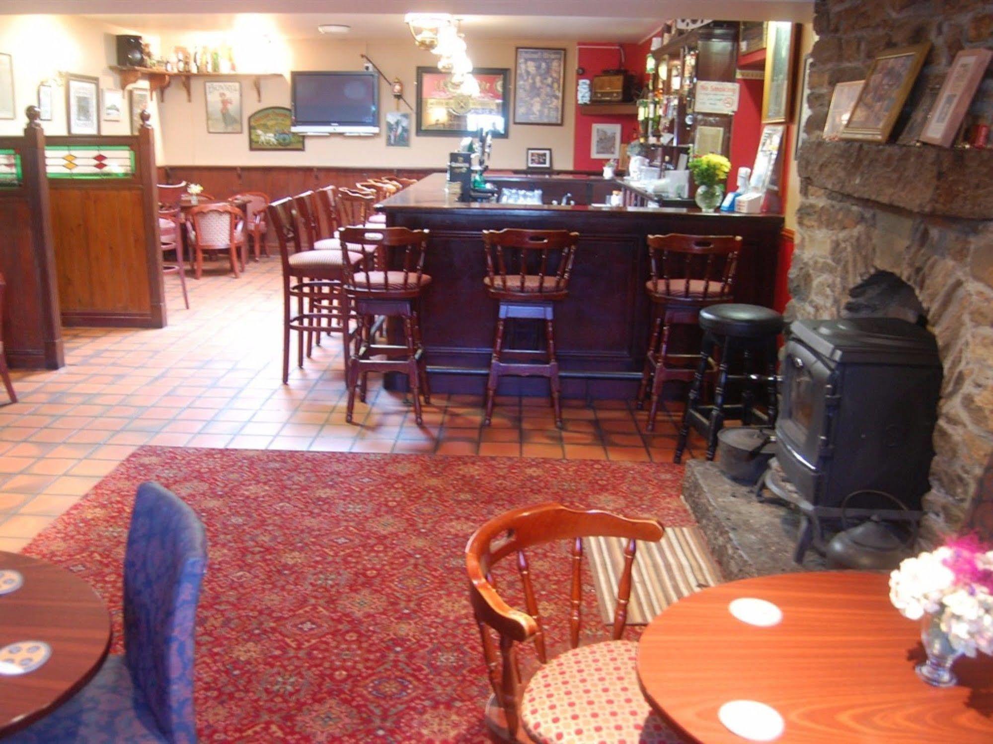 The Mountain Inn Coolaney Exteriör bild